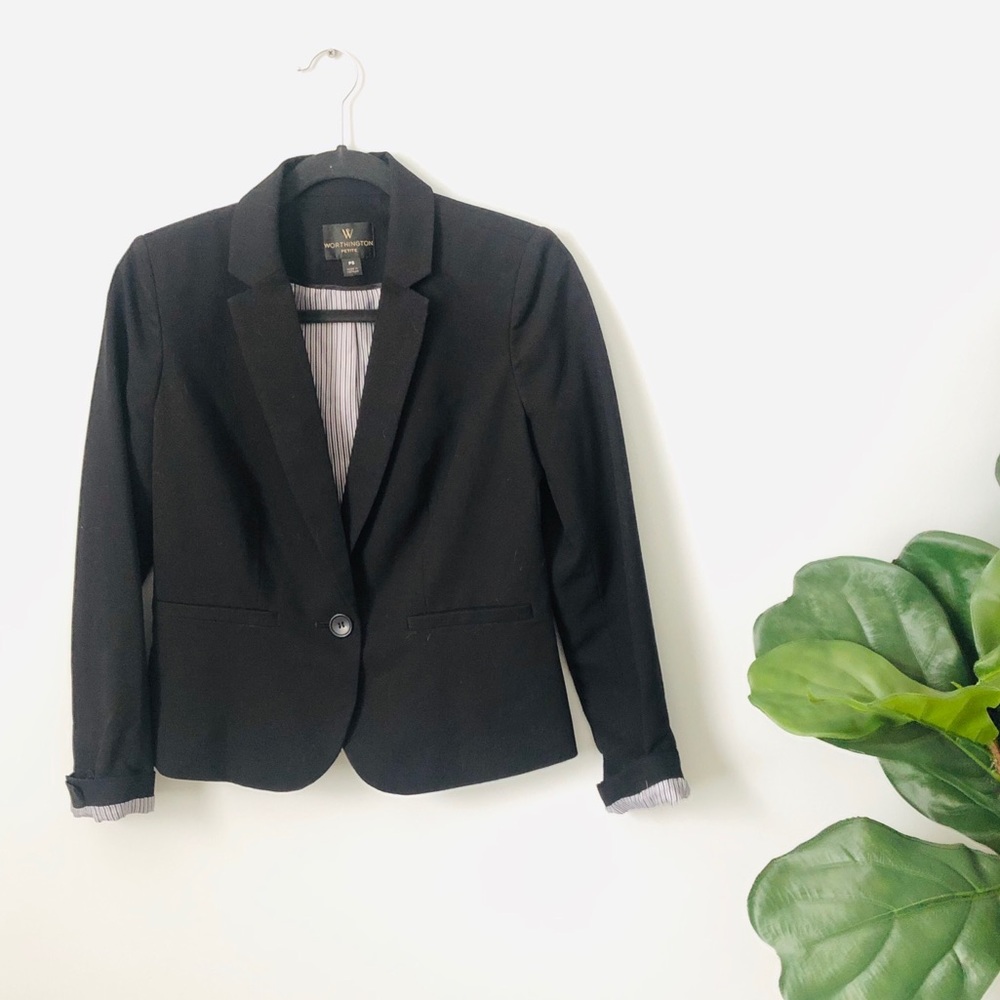 Worthington Black Blazer